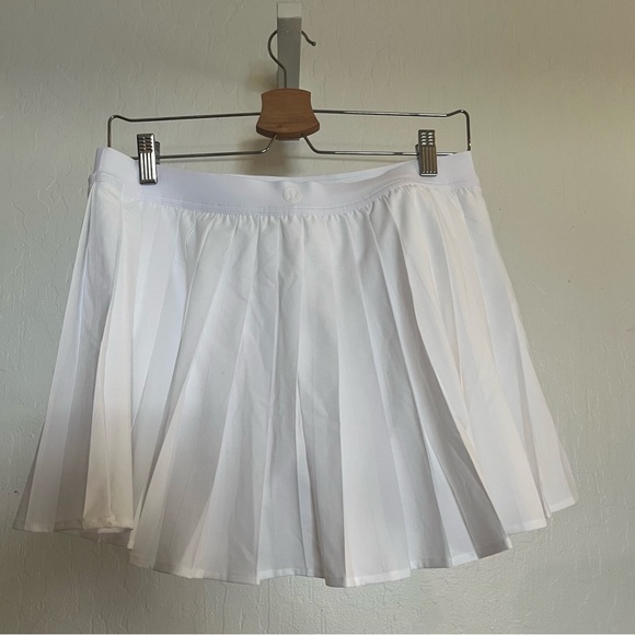 🚨SOLD🚨[NWOT] LULULEMON "High-Rise Pleated Tennis Skirt" in White: Sz 10 - Picture 10 of 13